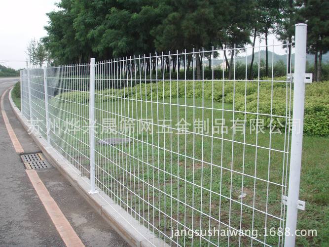 现货销售江苏双边丝护栏网昆山围栏网围墙栏杆隔离网